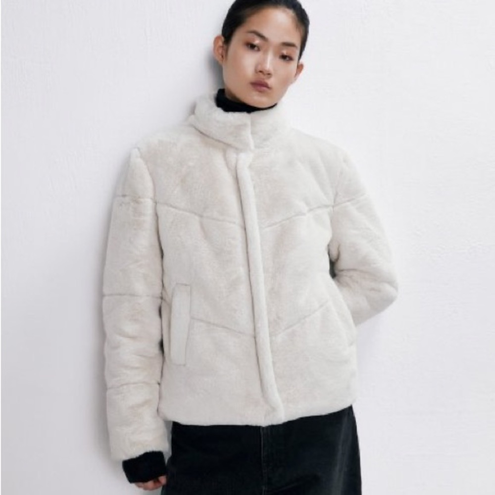 NEW Zara Faux Fur Coat. Full Zip ECRU